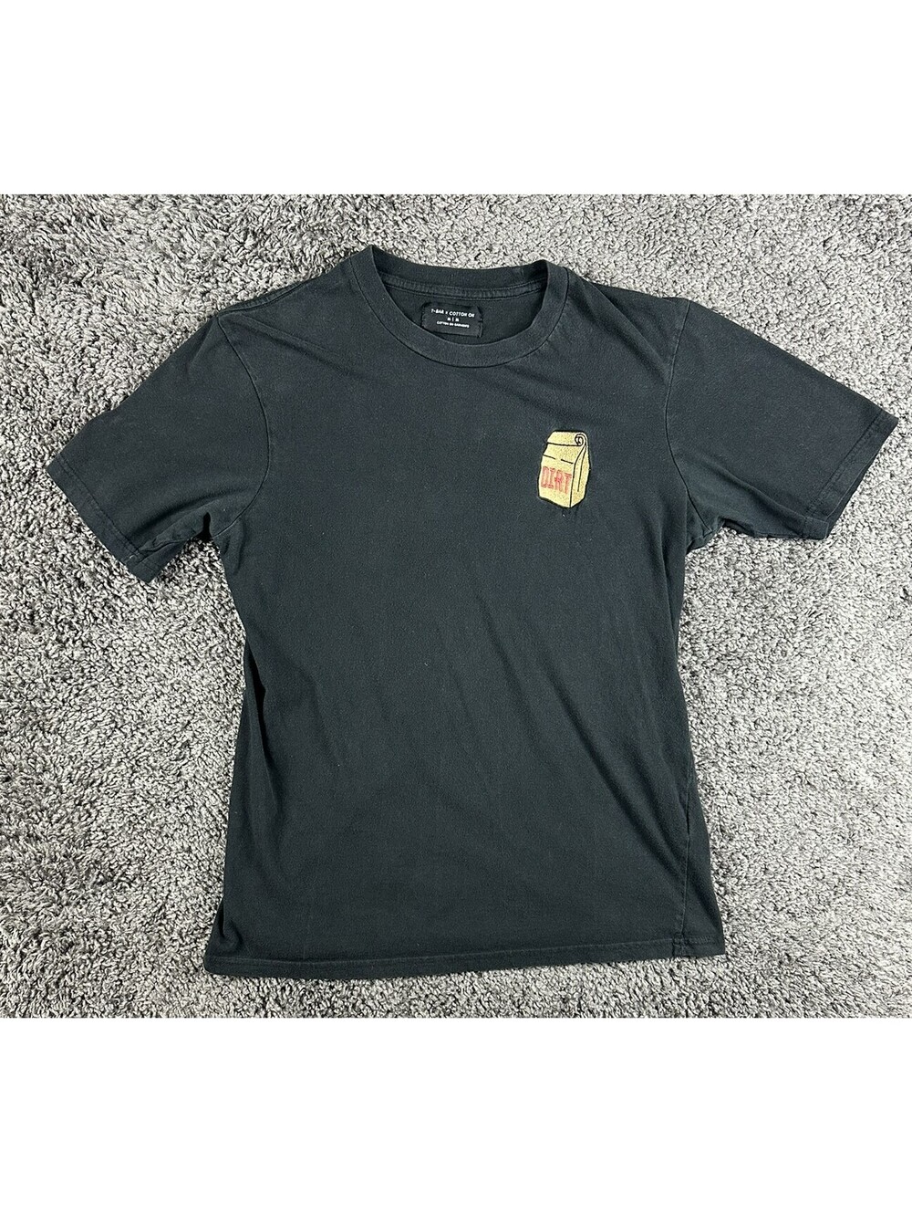 Cotton On T-Bar T-Shirt Mens Medium Black Embroidered Dirt Bag Short Sleeve